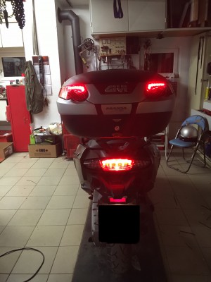 BMW GIVI.JPG
