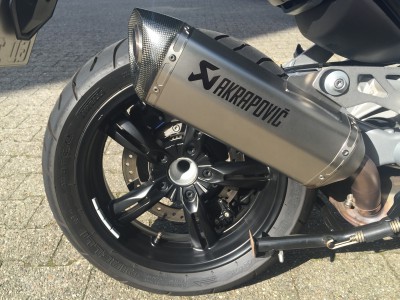 Akrapovic.jpg